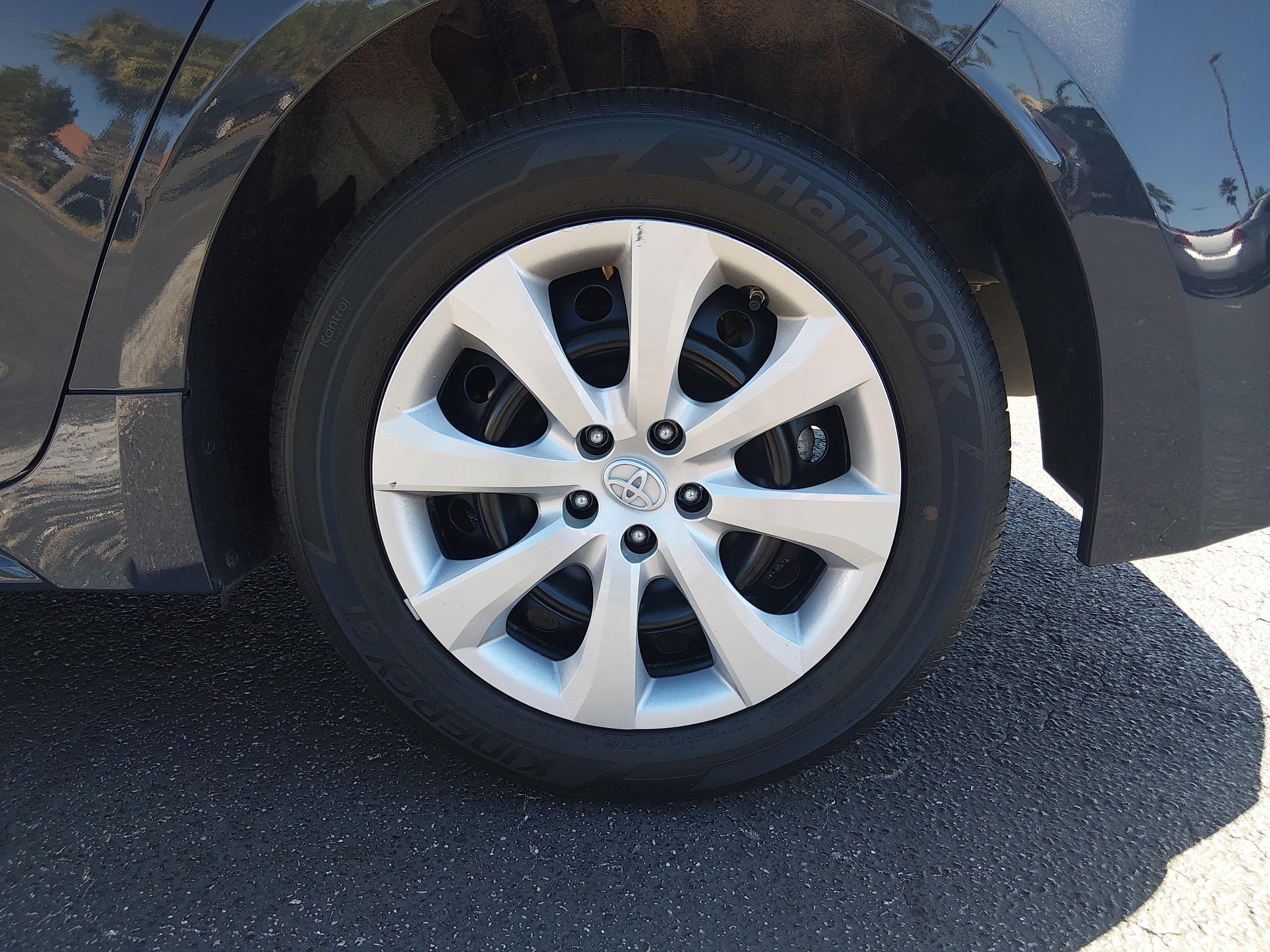 Toyota Corolla Le Cvt - Thumbnail 10