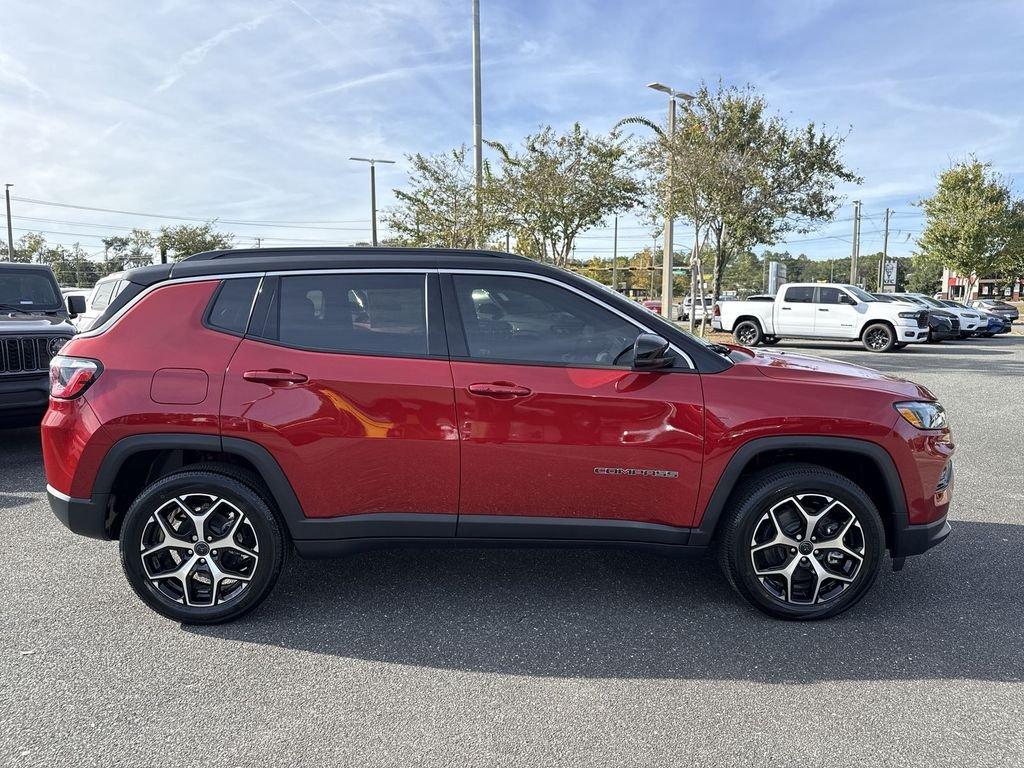 Jeep Compass Limited 4X4 - Thumbnail 3