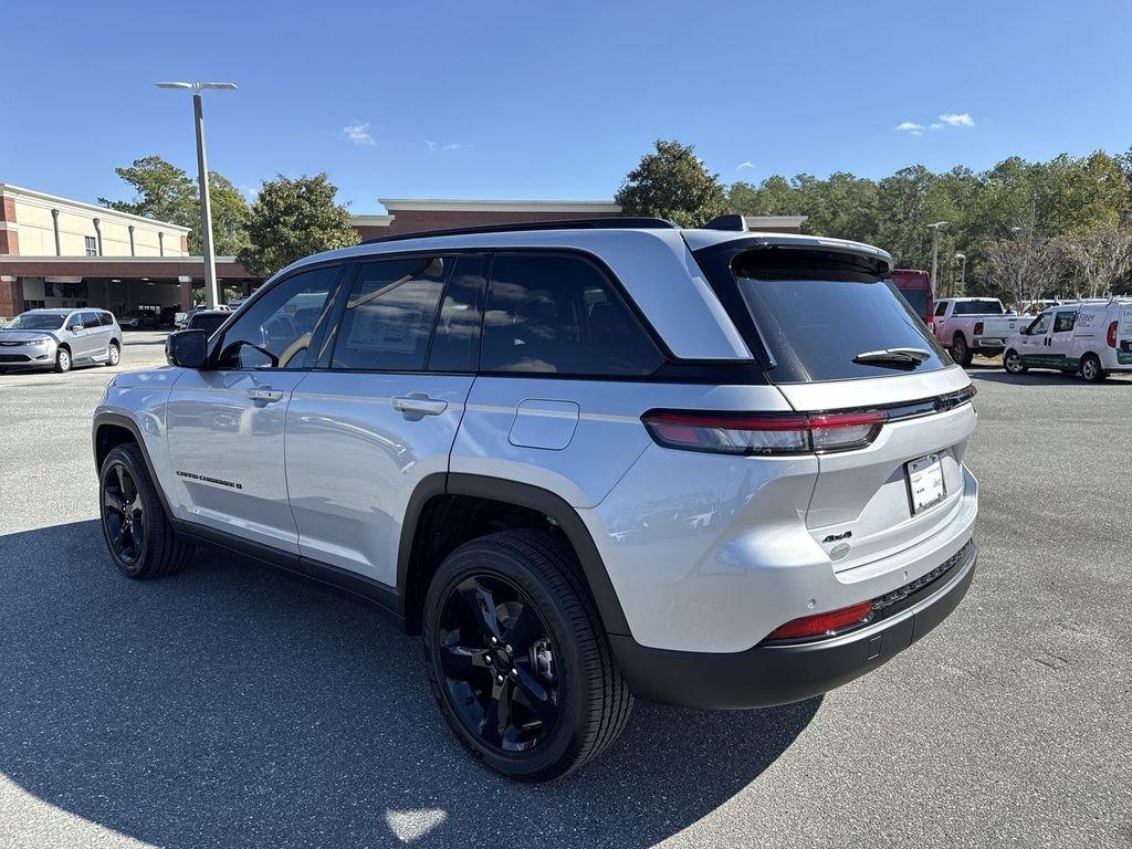 Jeep Grand Cherokee Altitude X 4X4 - Thumbnail 6