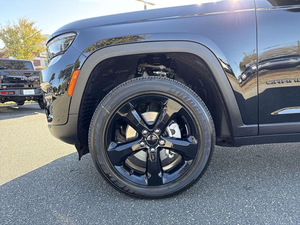 Jeep Grand Cherokee Altitude X 4X4 - Thumbnail 11