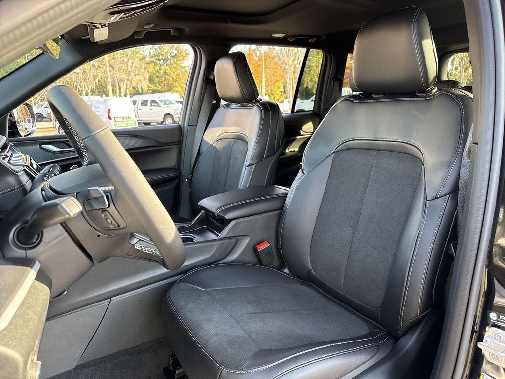 Jeep Grand Cherokee Altitude X 4X4 - Thumbnail 11