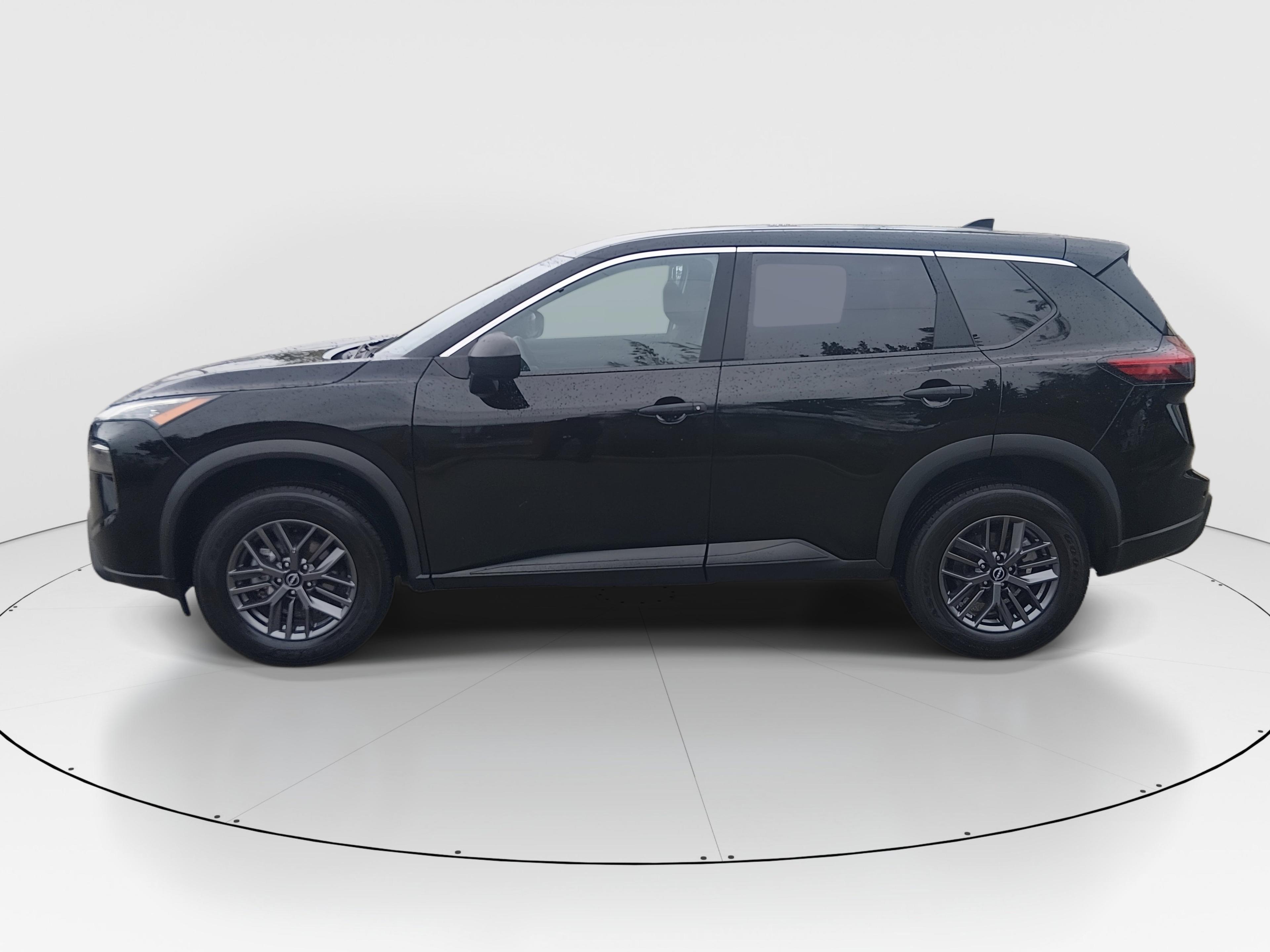 Nissan Rogue Fwd S - Thumbnail 4