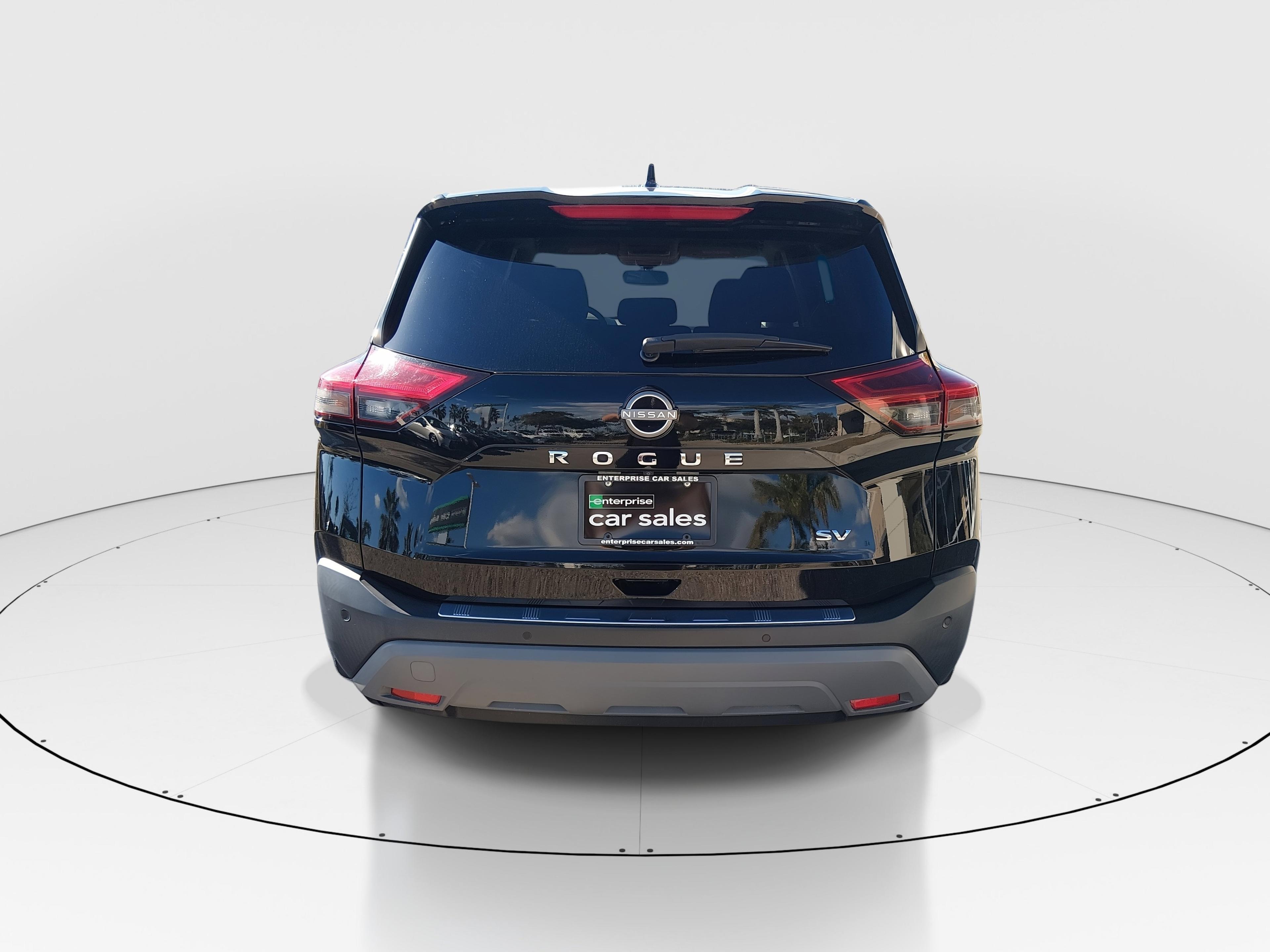 Nissan Rogue - Thumbnail 6