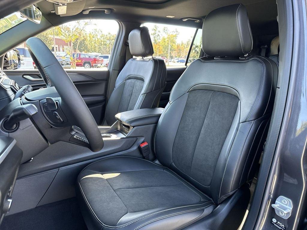 Jeep Grand Cherokee L Altitude X 4X4 - Thumbnail 12