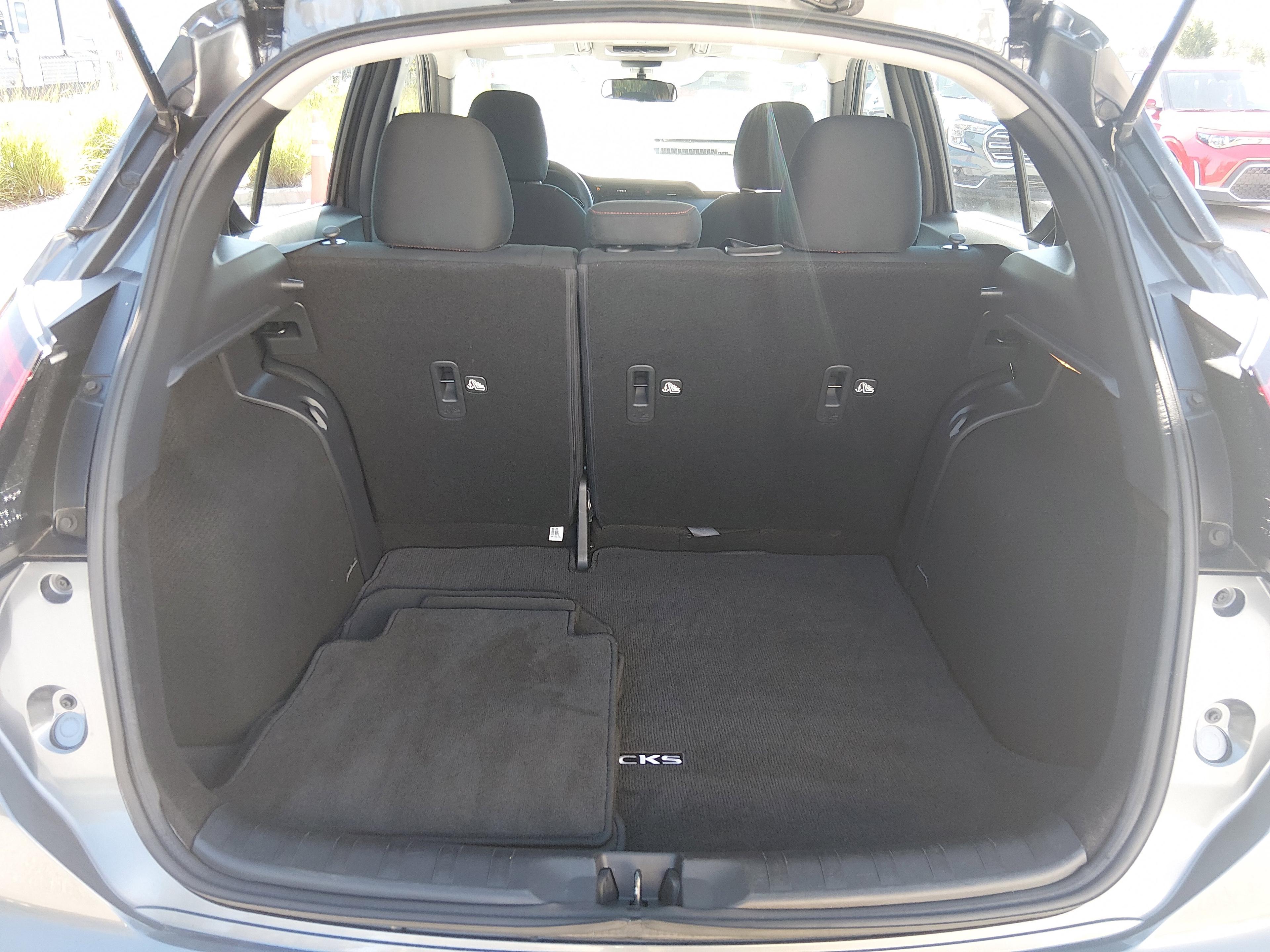 Nissan Kicks Sr Fwd - Thumbnail 11