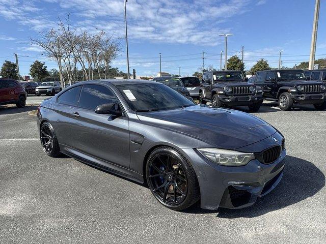 BMW M4 Base - View 1