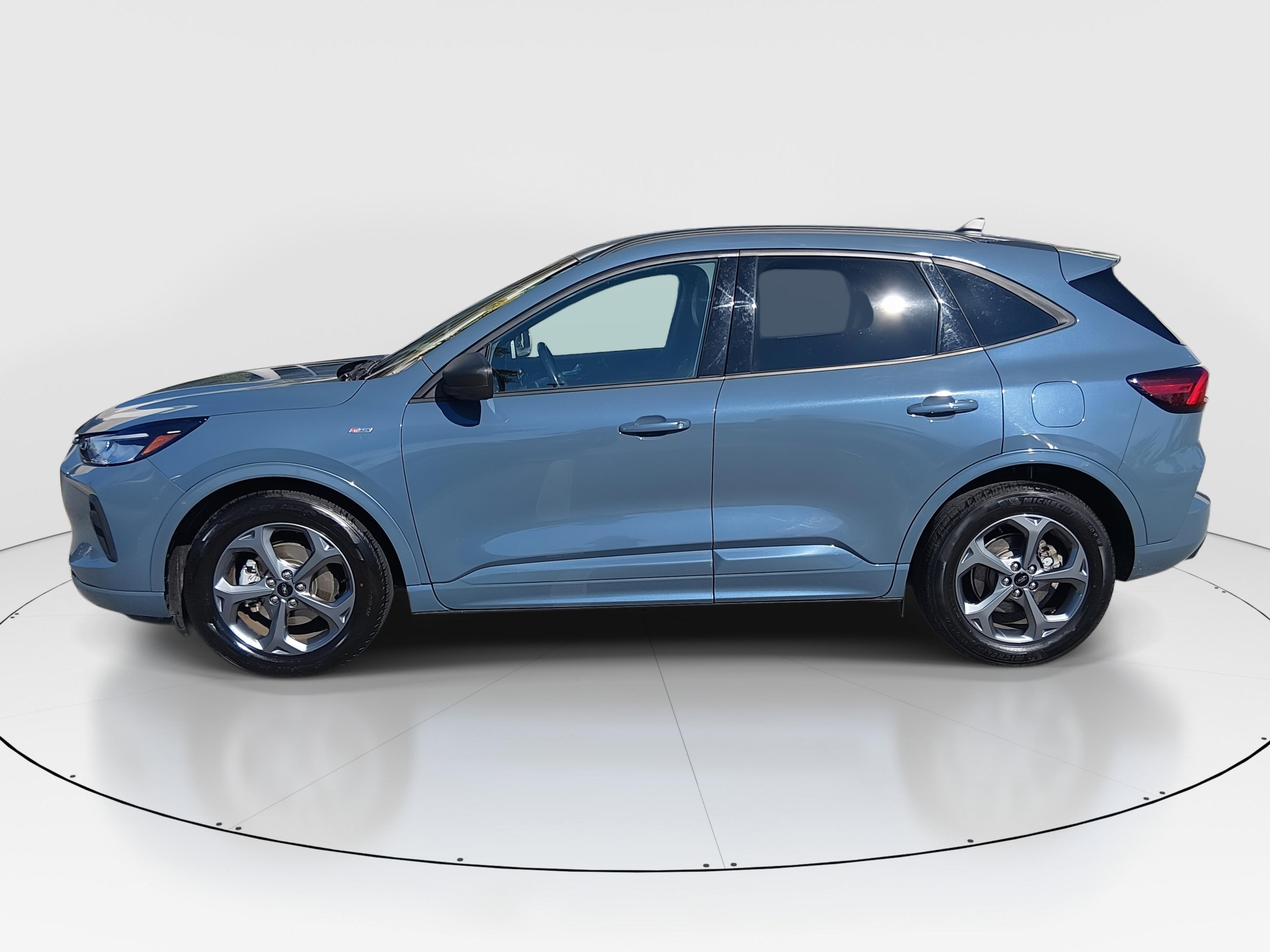 Ford Escape St-Line Fwd - Thumbnail 4