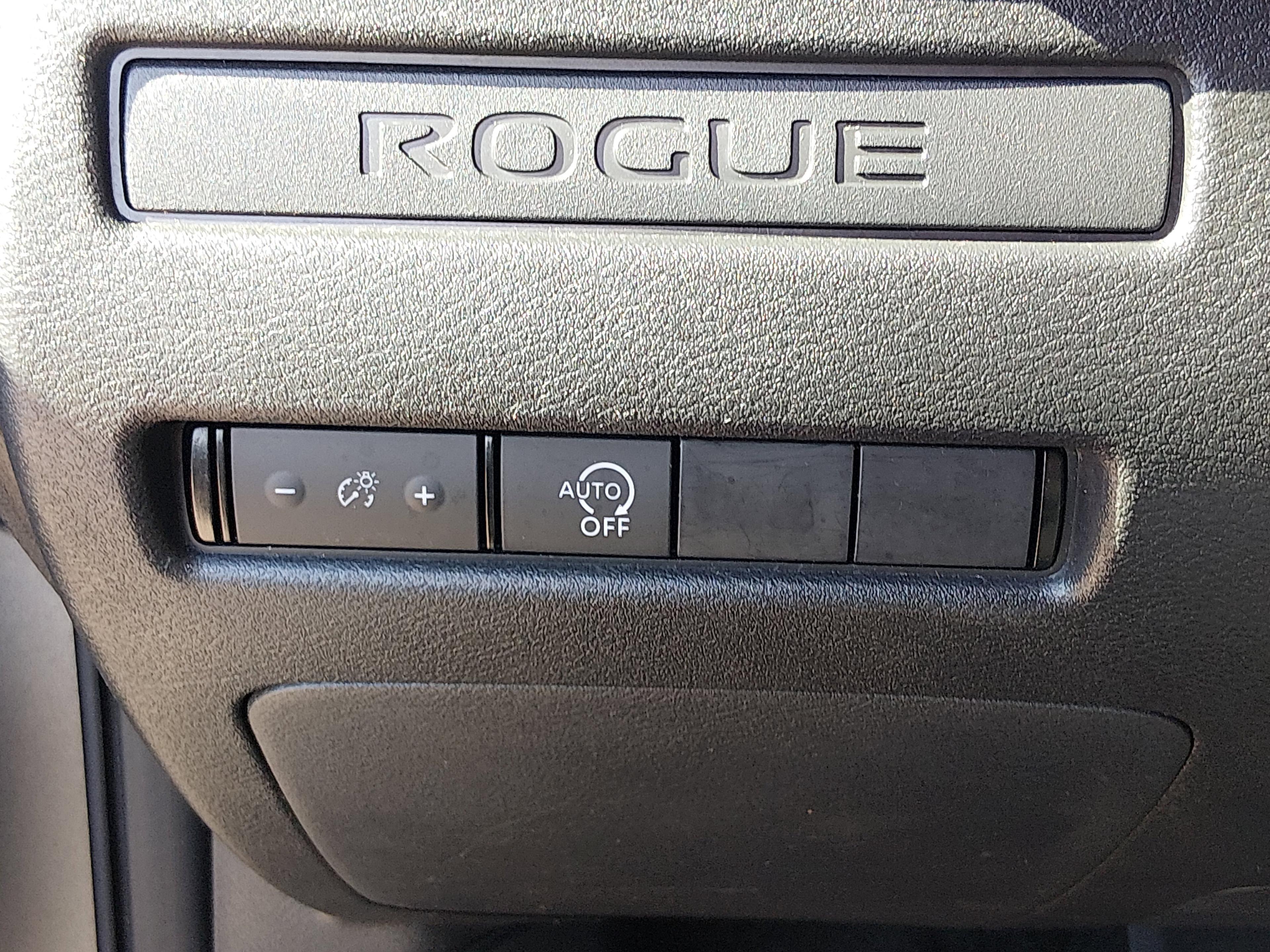 Nissan Rogue Awd S - Thumbnail 13