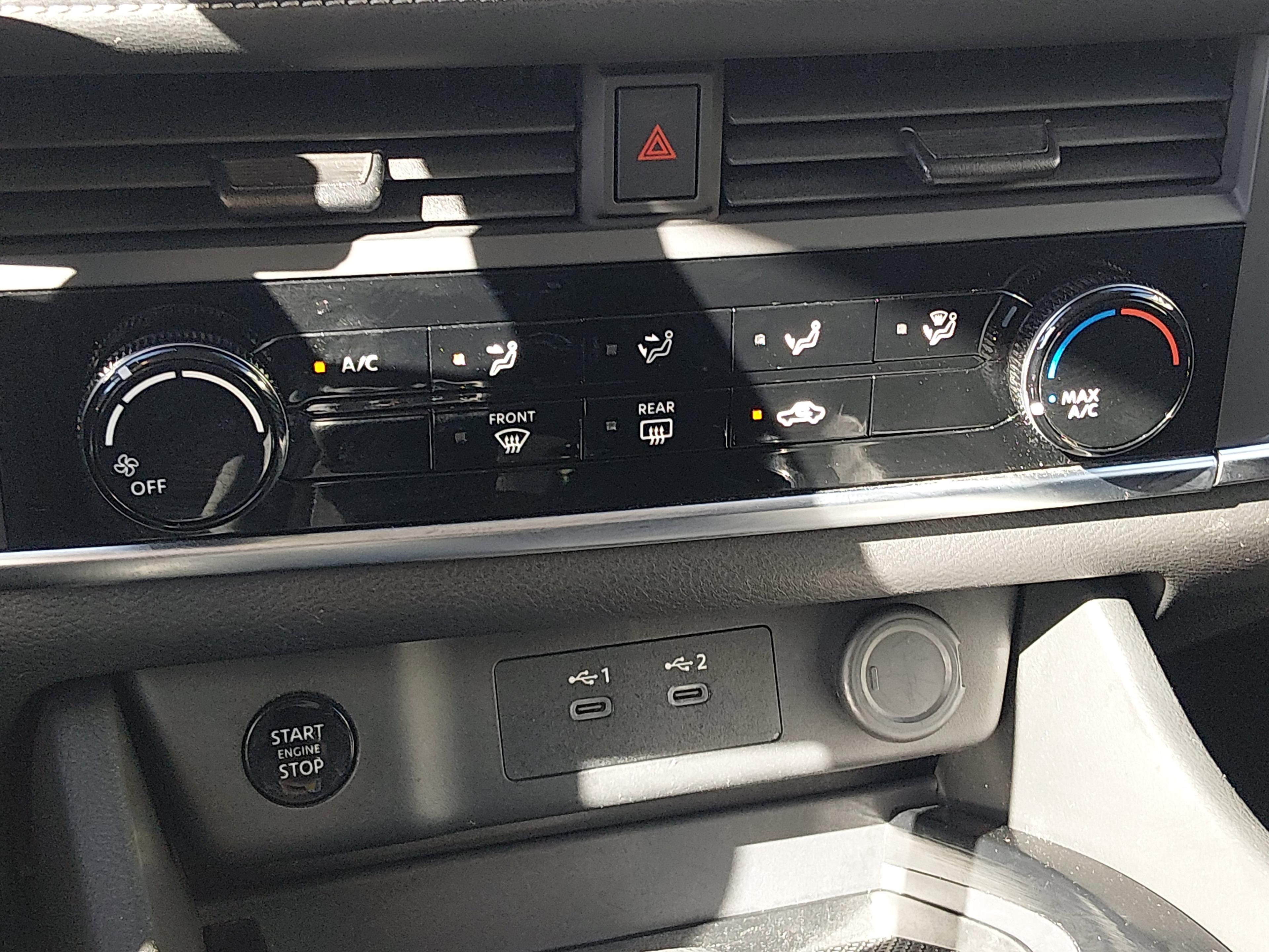 Nissan Rogue Awd S - Thumbnail 18