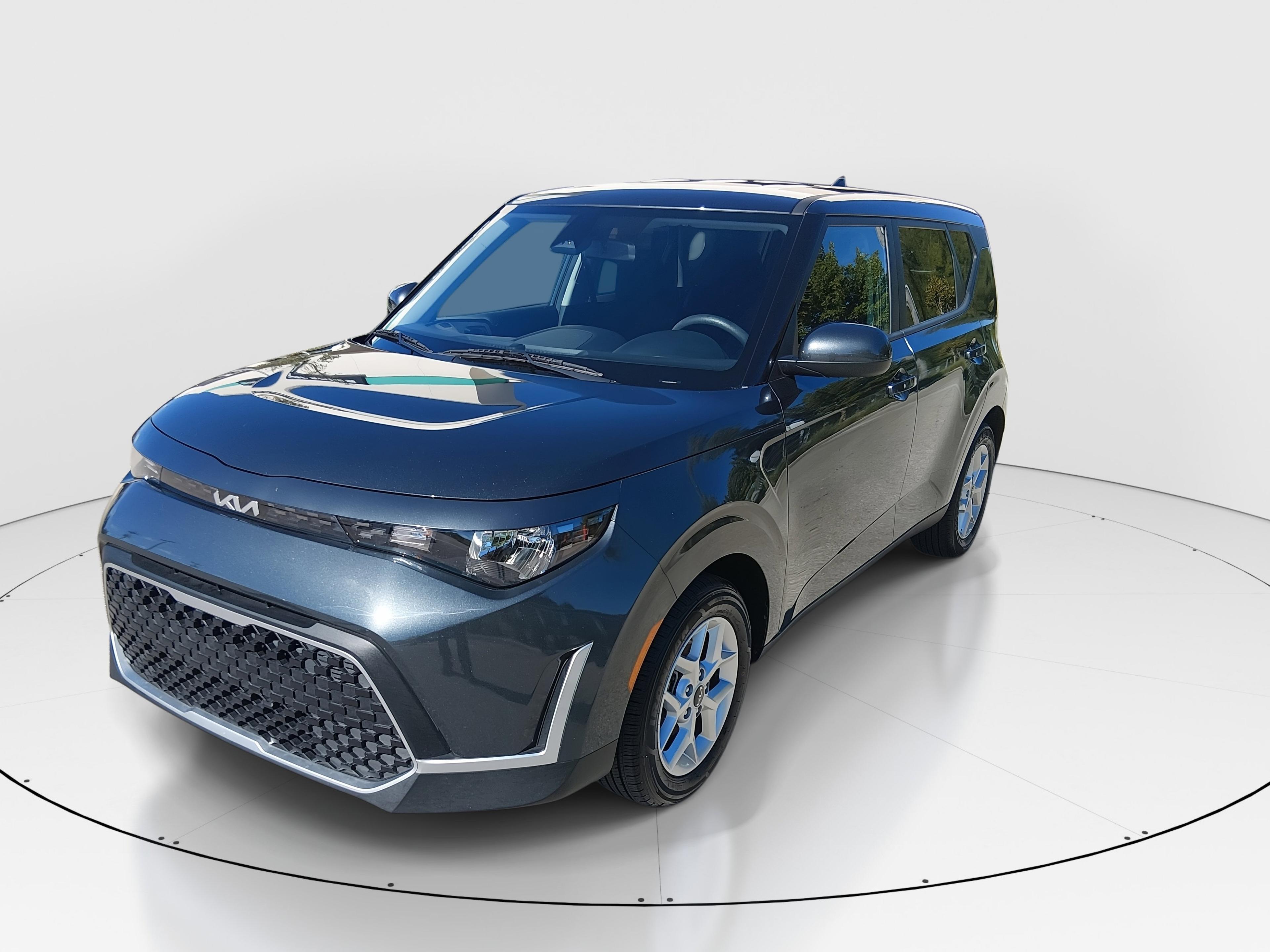 Kia Soul Lx Fwd - Thumbnail 3