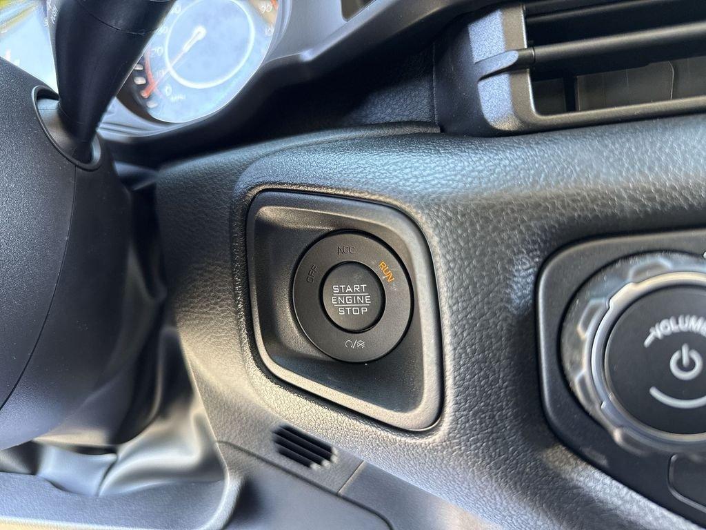 Jeep Wrangler 4-Door Sport S - Thumbnail 19