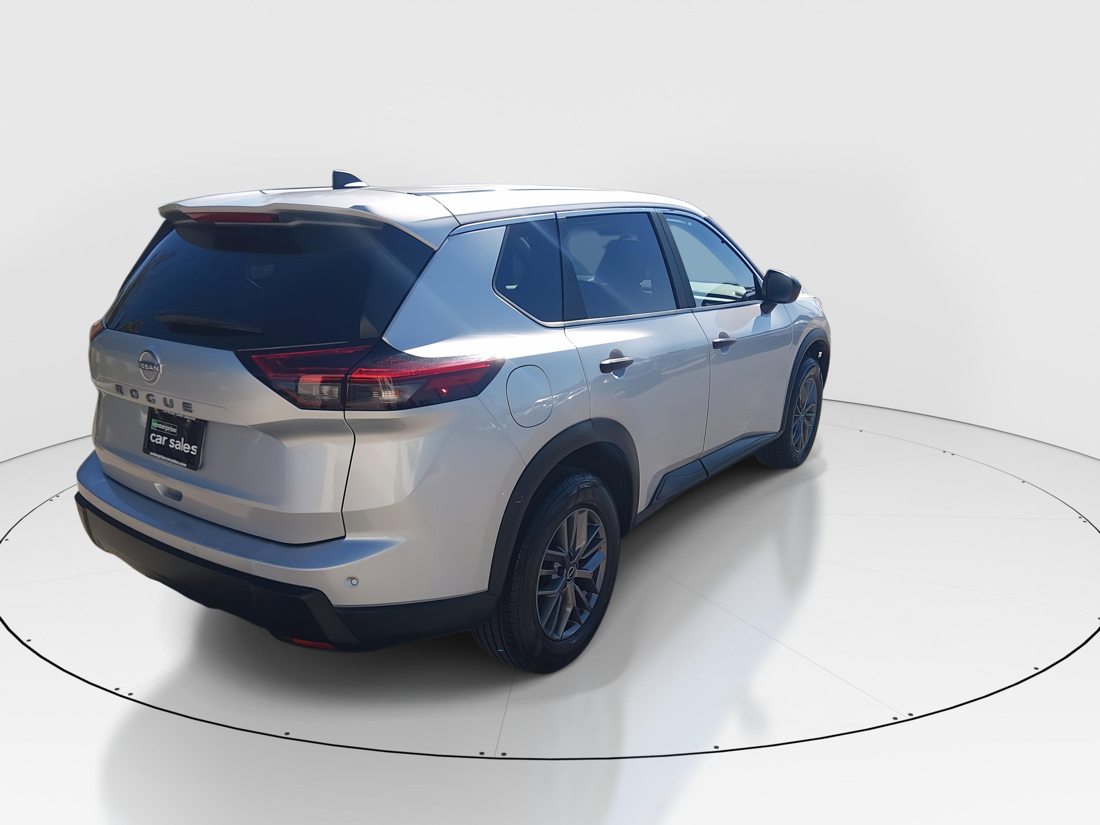 Nissan Rogue Fwd S - Thumbnail 7