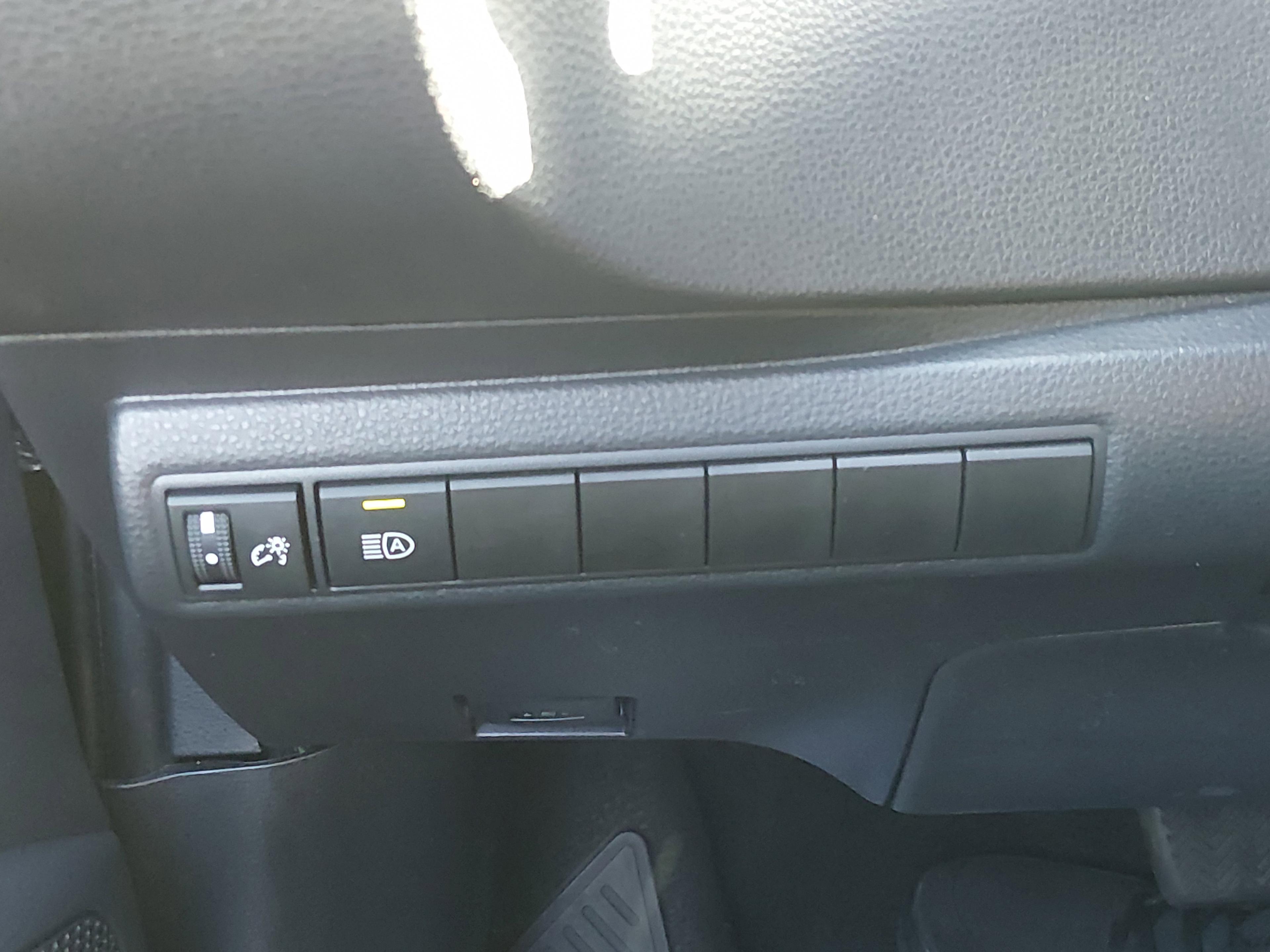 Toyota Corolla Le Cvt - Thumbnail 13