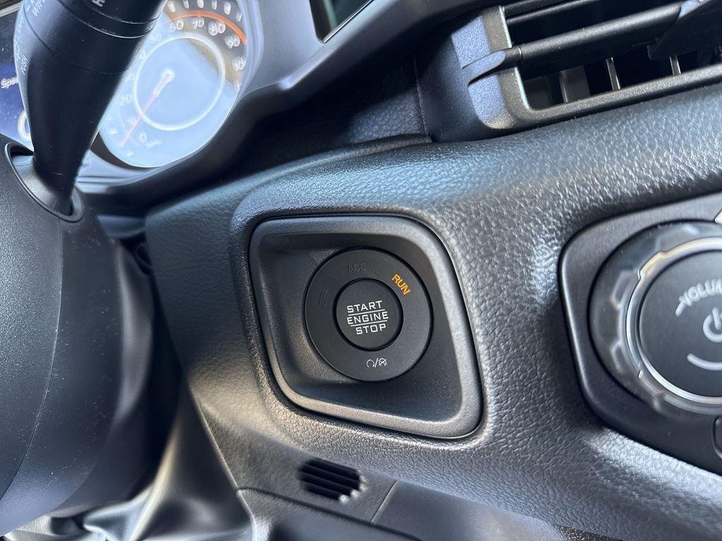 Jeep Wrangler 4-Door Sport S - Thumbnail 18