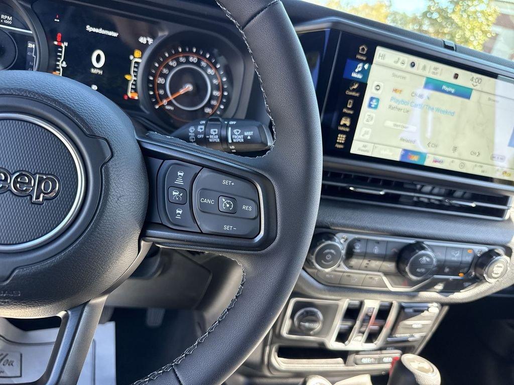 Jeep Wrangler 4-Door Sport S - Thumbnail 17