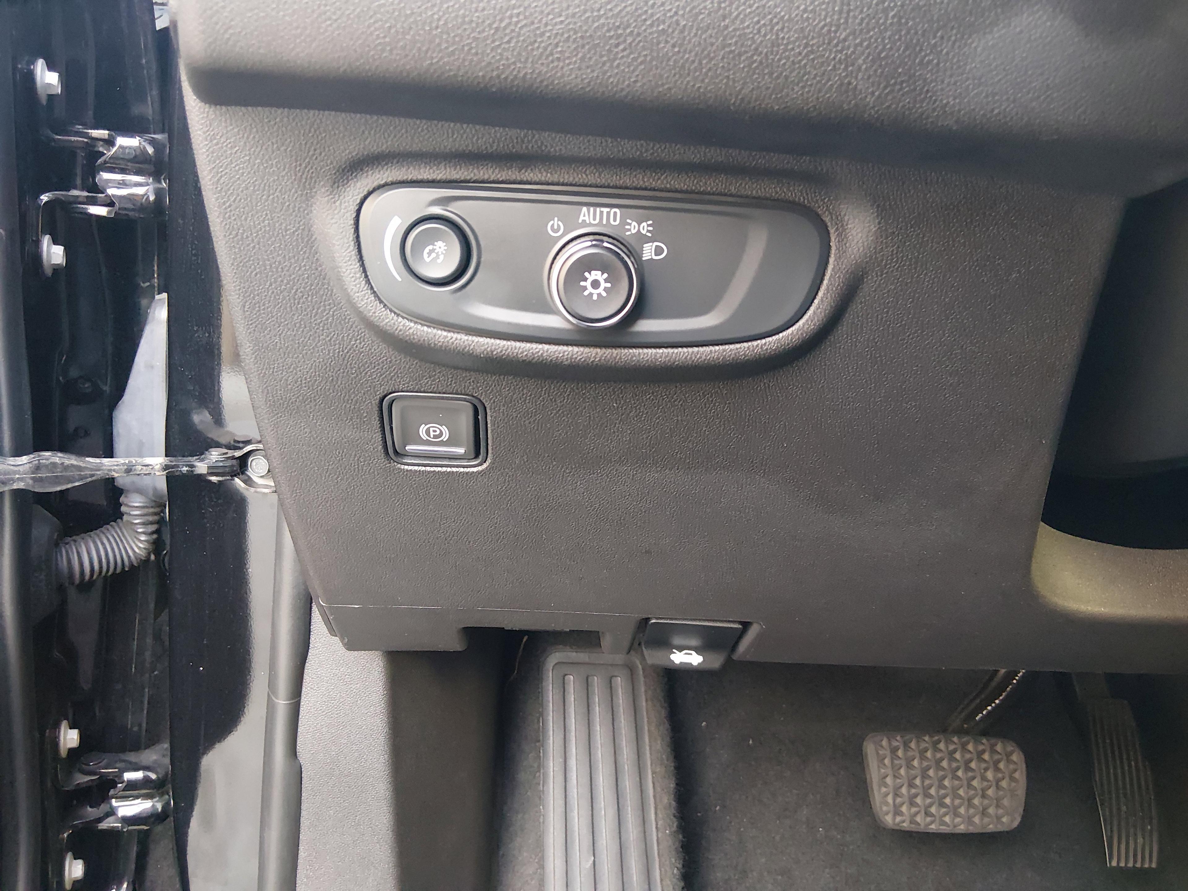 GMC Terrain Fwd 4Dr Sle - Thumbnail 13