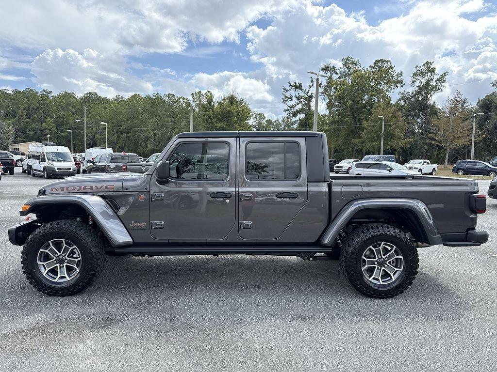 Jeep Gladiator Mojave 4X4 - Thumbnail 7
