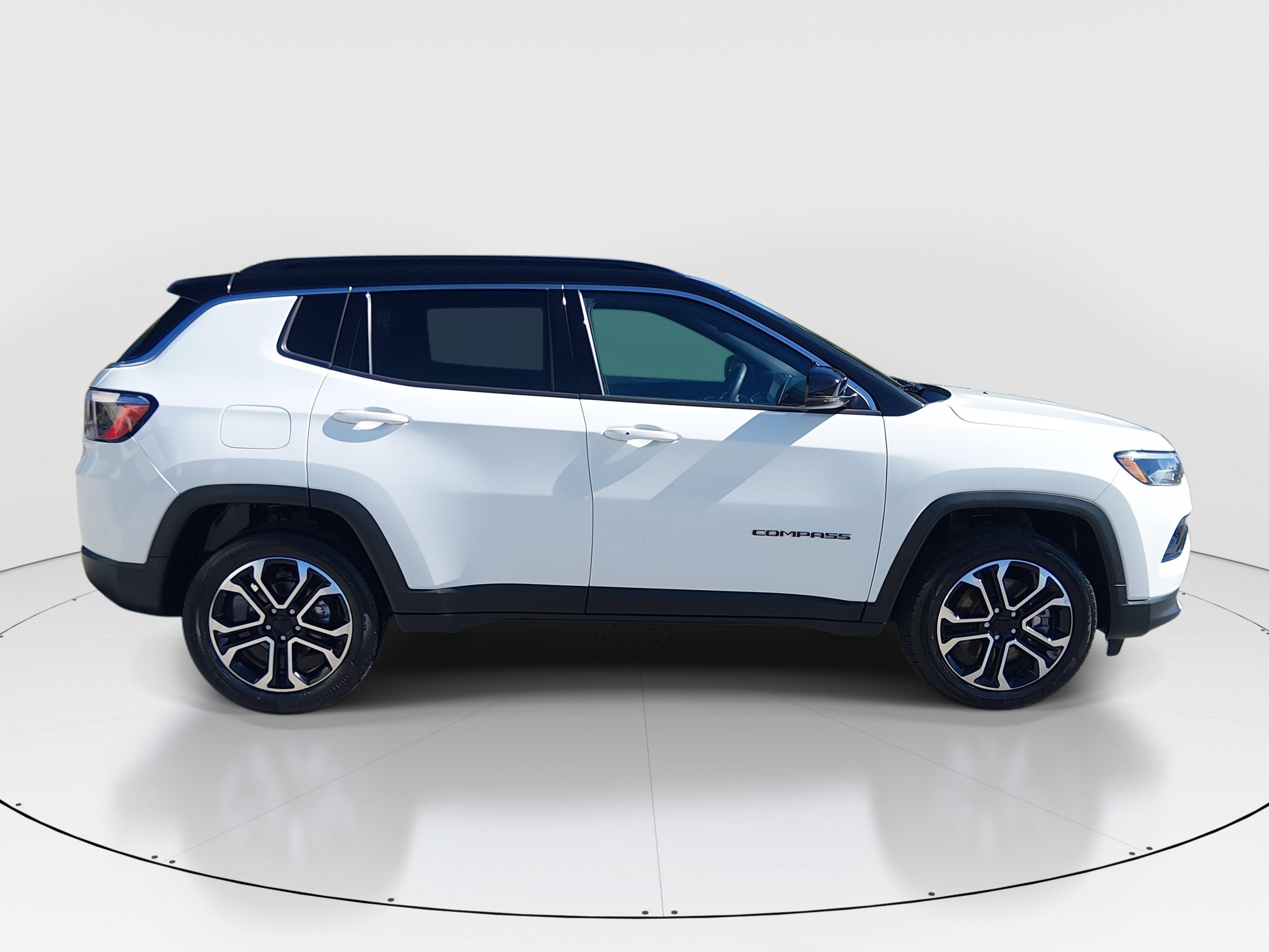 Jeep Compass Limited 4X4 - Thumbnail 8