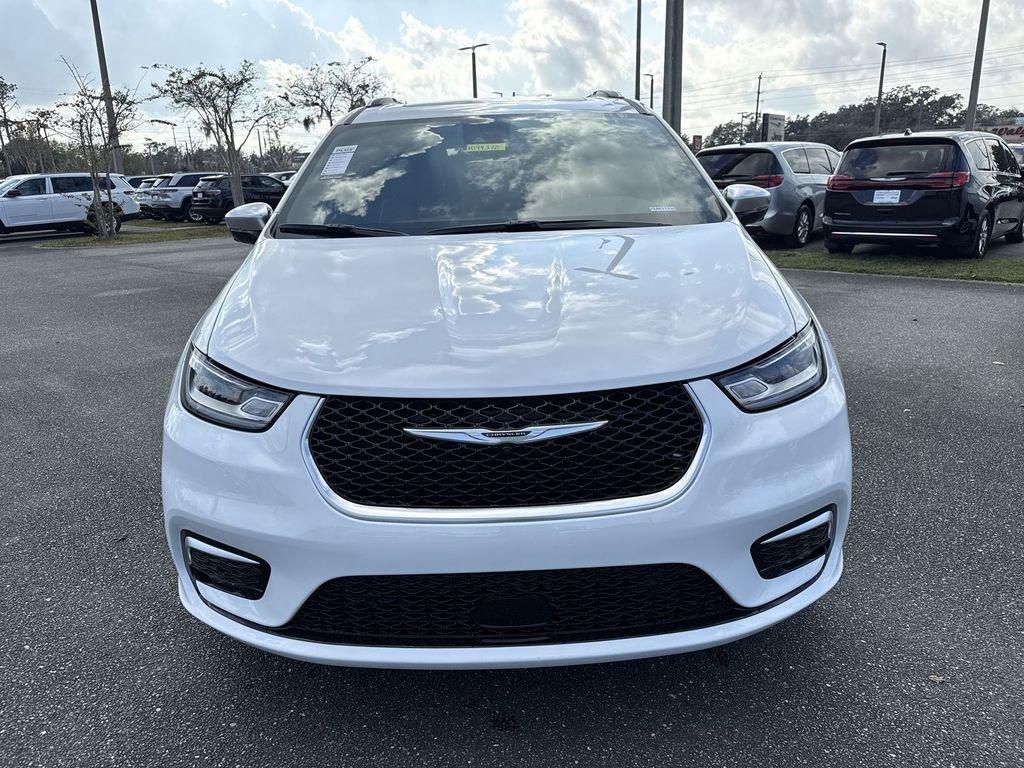 Chrysler Pacifica Pinnacle - Thumbnail 9