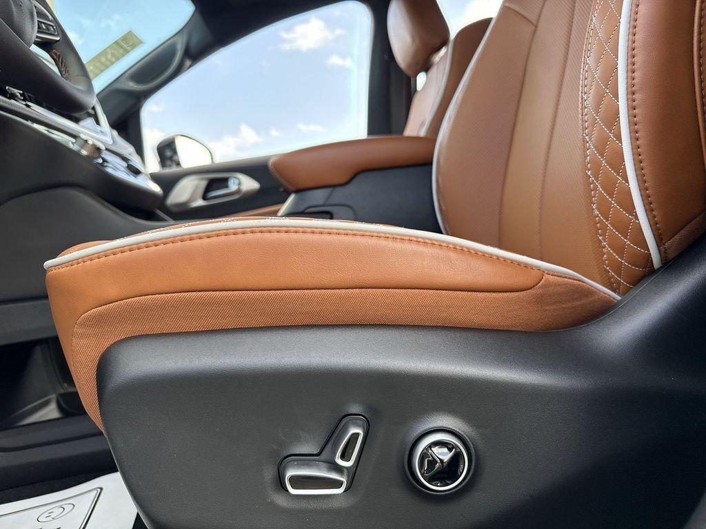 Chrysler Pacifica Pinnacle - Thumbnail 13