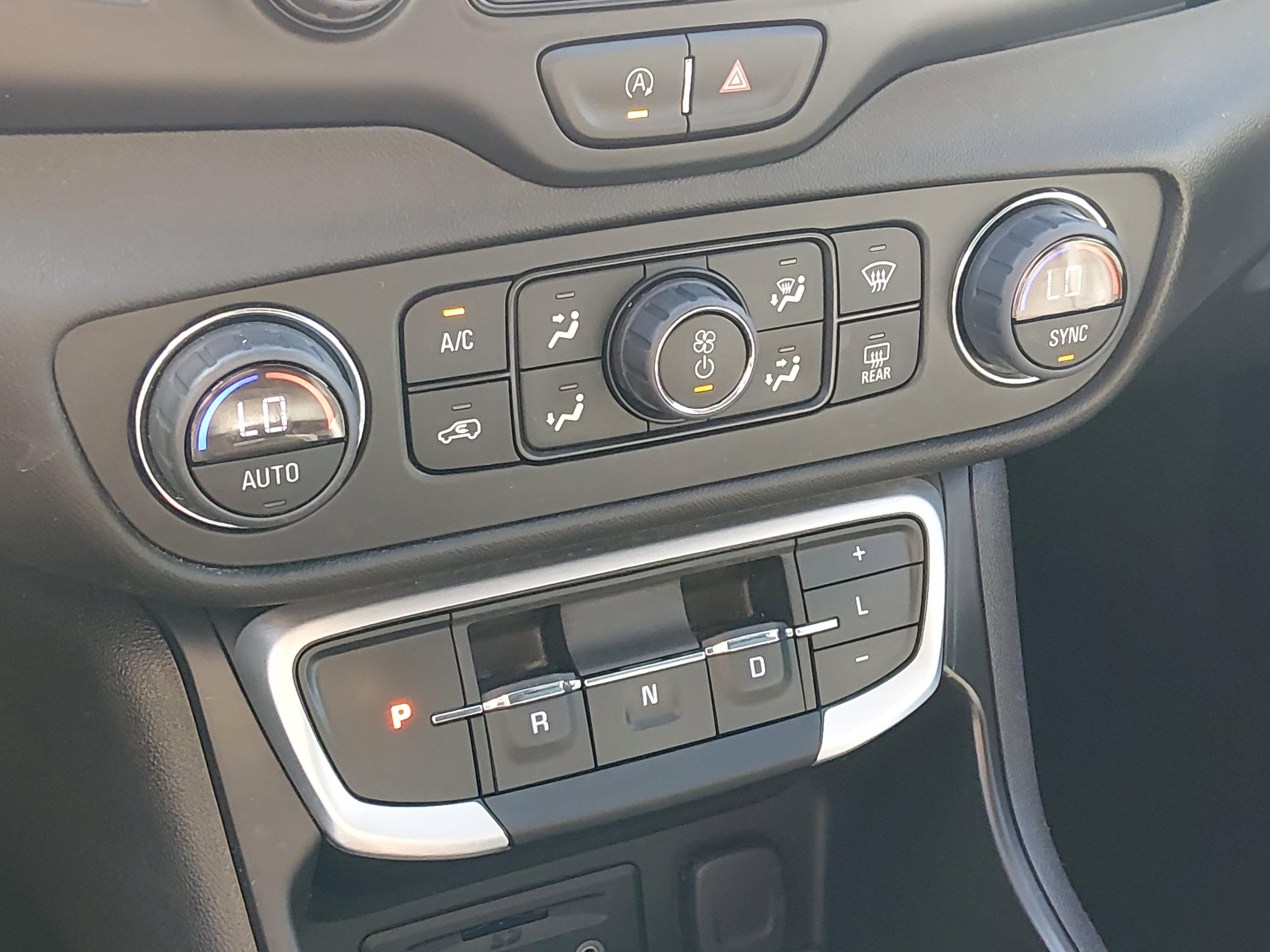 GMC Terrain Fwd 4Dr Slt - Thumbnail 18