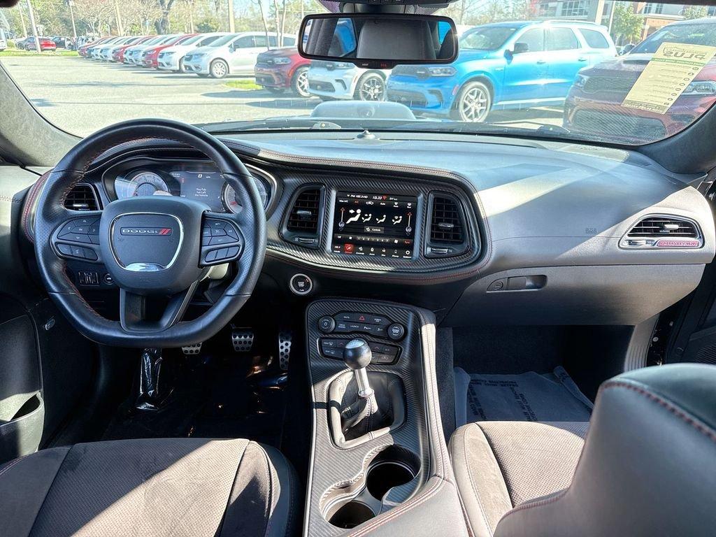 Dodge Challenger R/T Scat Pack Widebody - Thumbnail 19