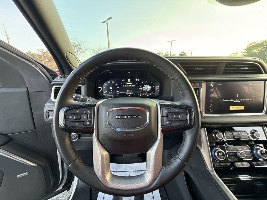 GMC Yukon Denali - Thumbnail 15