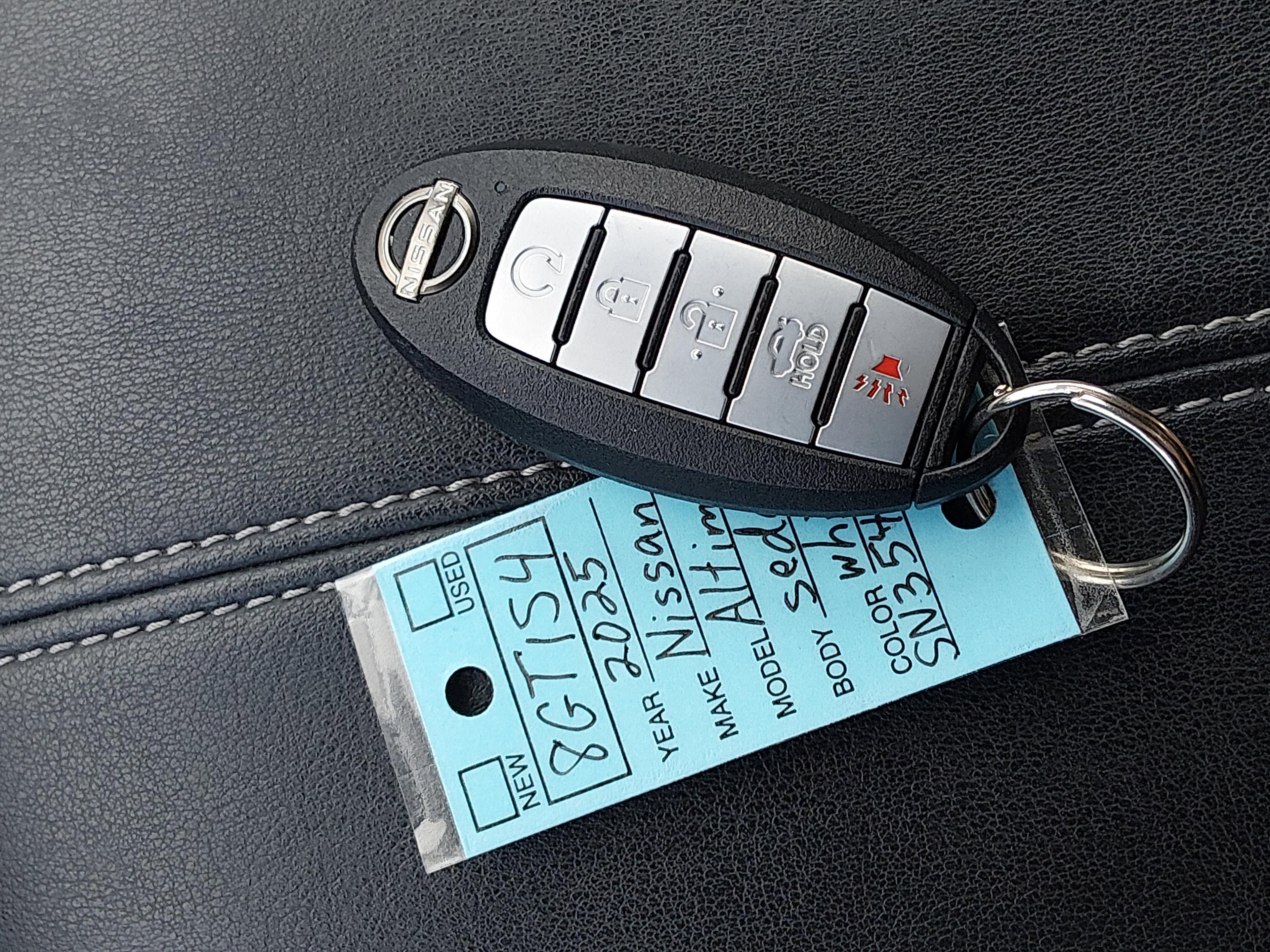 Nissan Altima Sv Fwd - Thumbnail 15