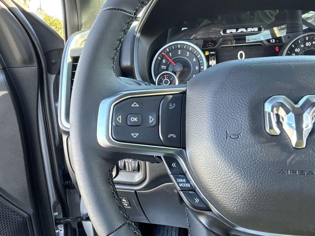 Ram 1500 Big Horn Crew Cab 4X4 5'7' Box - Thumbnail 15