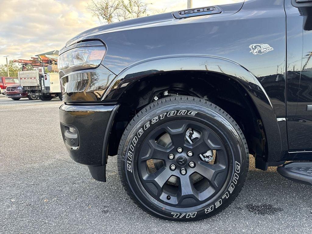 Ram 1500 Big Horn Crew Cab 4X4 5'7' Box - Thumbnail 10