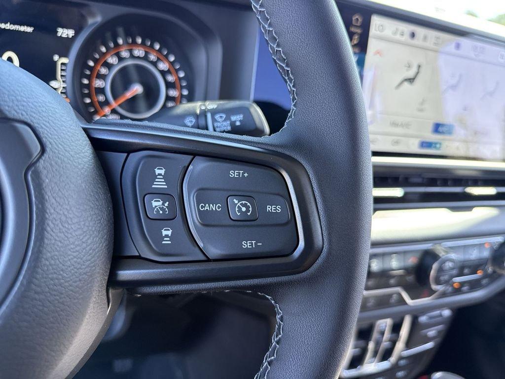 Jeep Gladiator Sahara 4X4 - Thumbnail 16