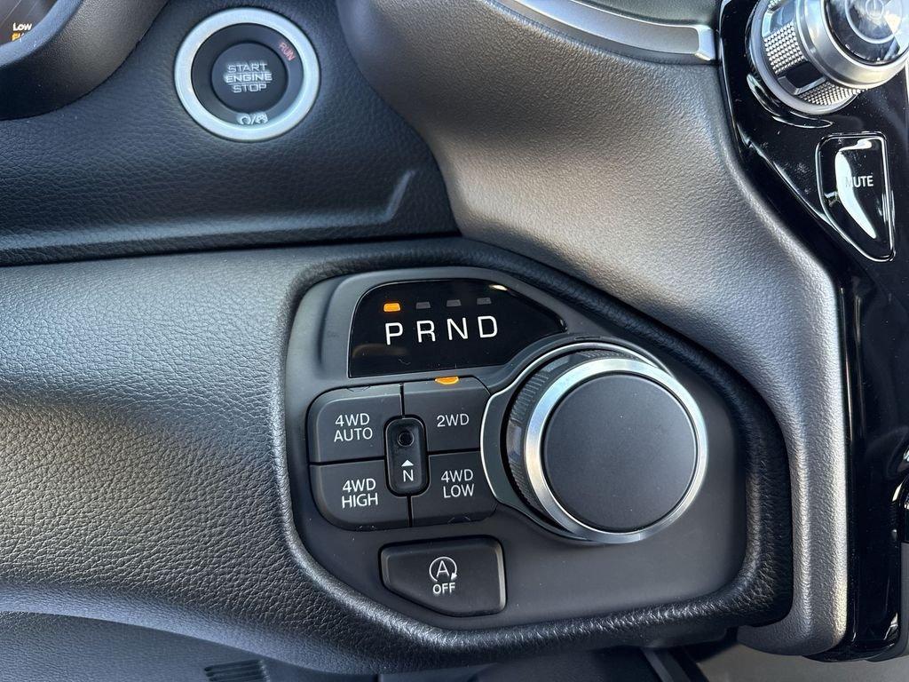 Ram 1500 Big Horn Crew Cab 4X4 5'7' Box - Thumbnail 20