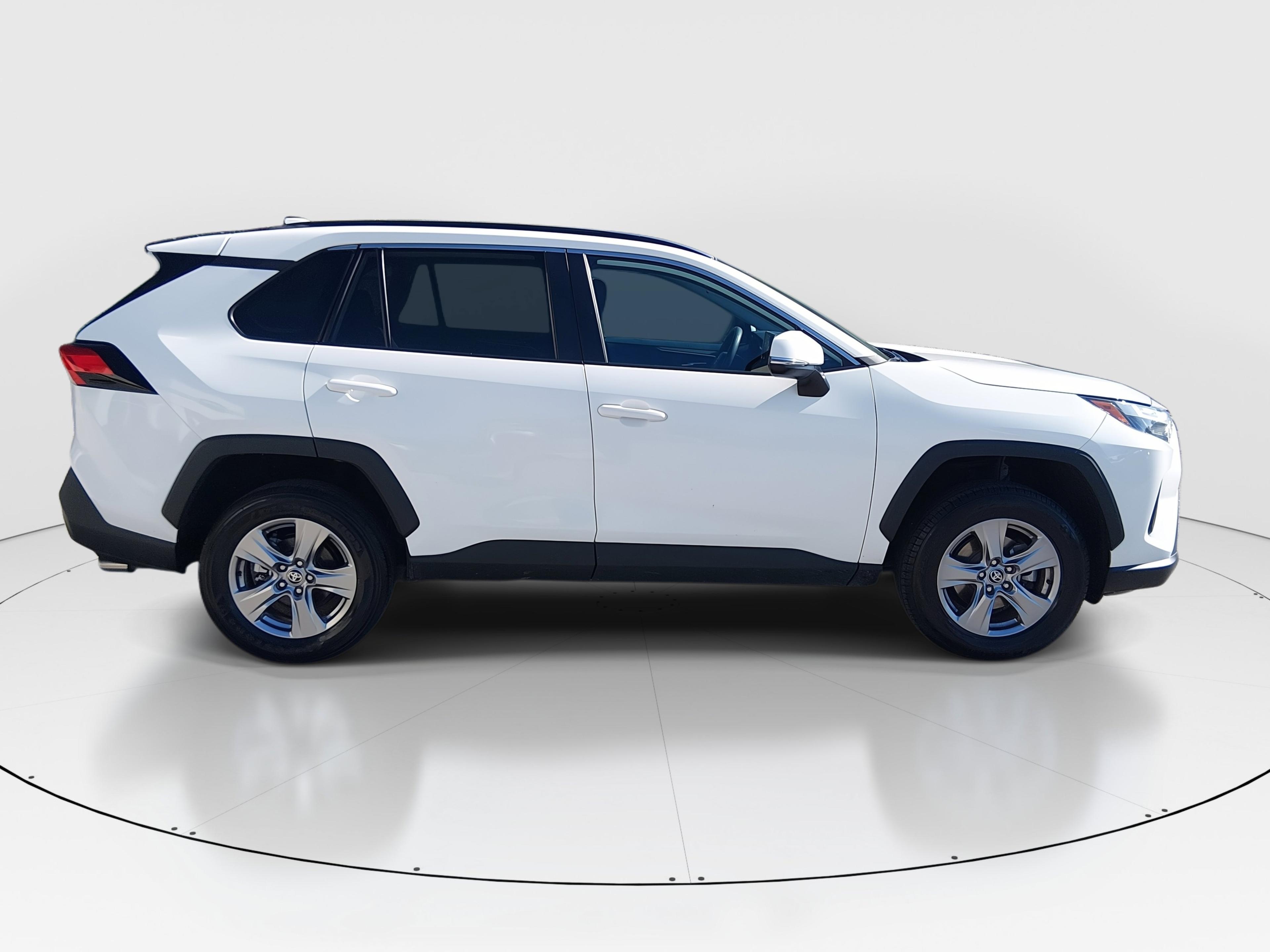 Toyota Rav4 Xle Fwd - Thumbnail 8