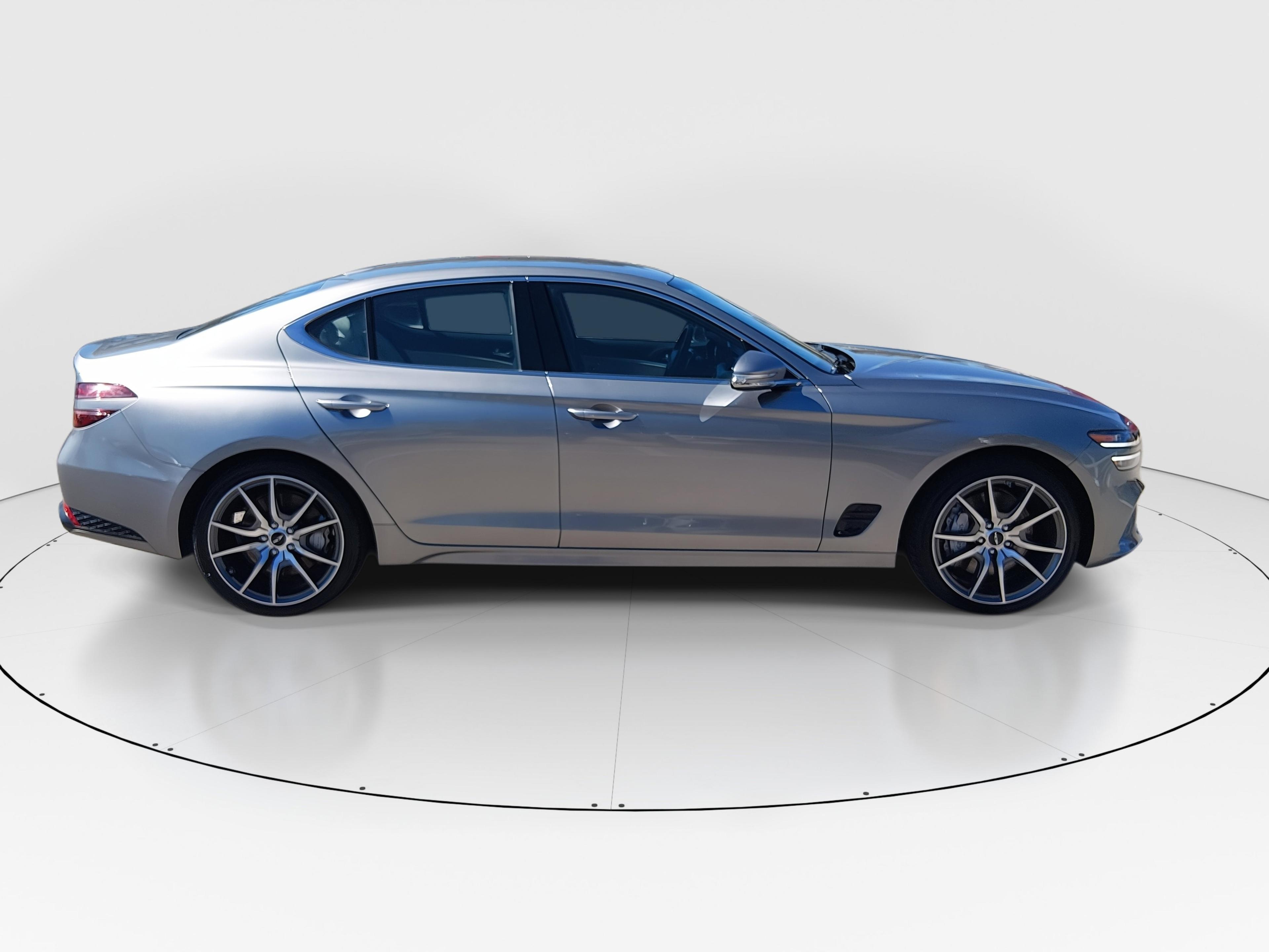 Genesis G70 2.5T Rwd - Thumbnail 8