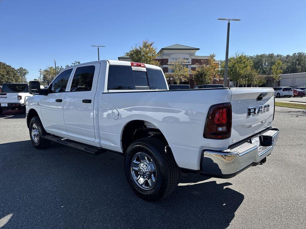 Ram 2500 Tradesman Crew Cab 4X4 6'4' Box - Thumbnail 6