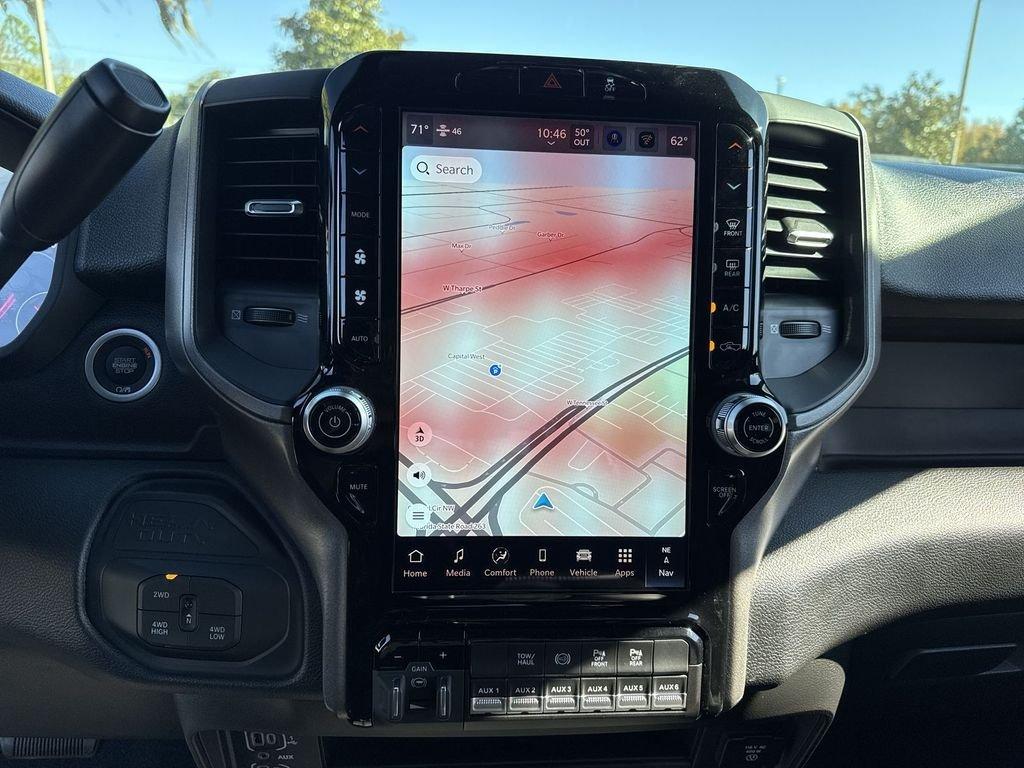 Ram 2500 Tradesman Crew Cab 4X4 6'4' Box - Thumbnail 20