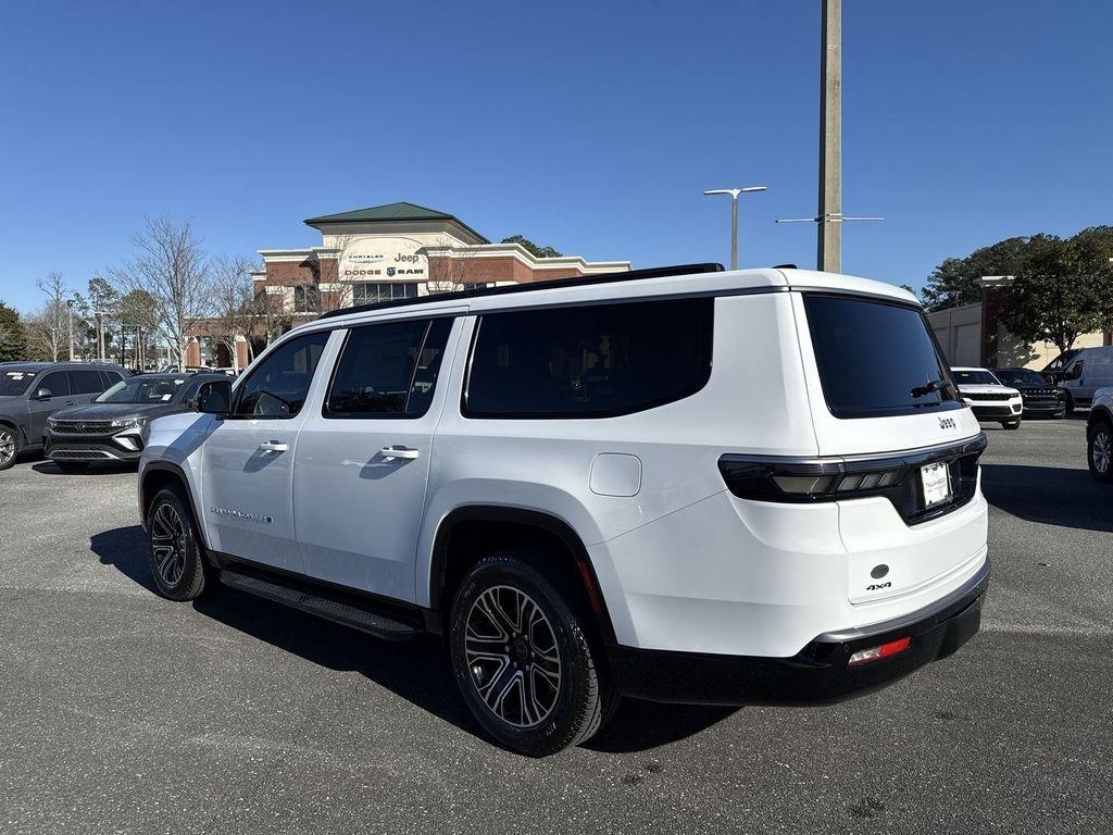 Jeep Grand Wagoneer L 4X4 - Thumbnail 4