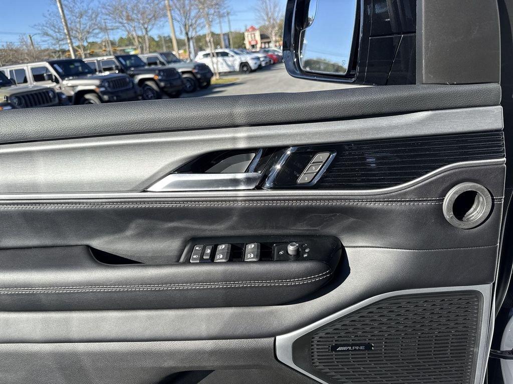 Jeep Grand Wagoneer L 4X4 - Thumbnail 11