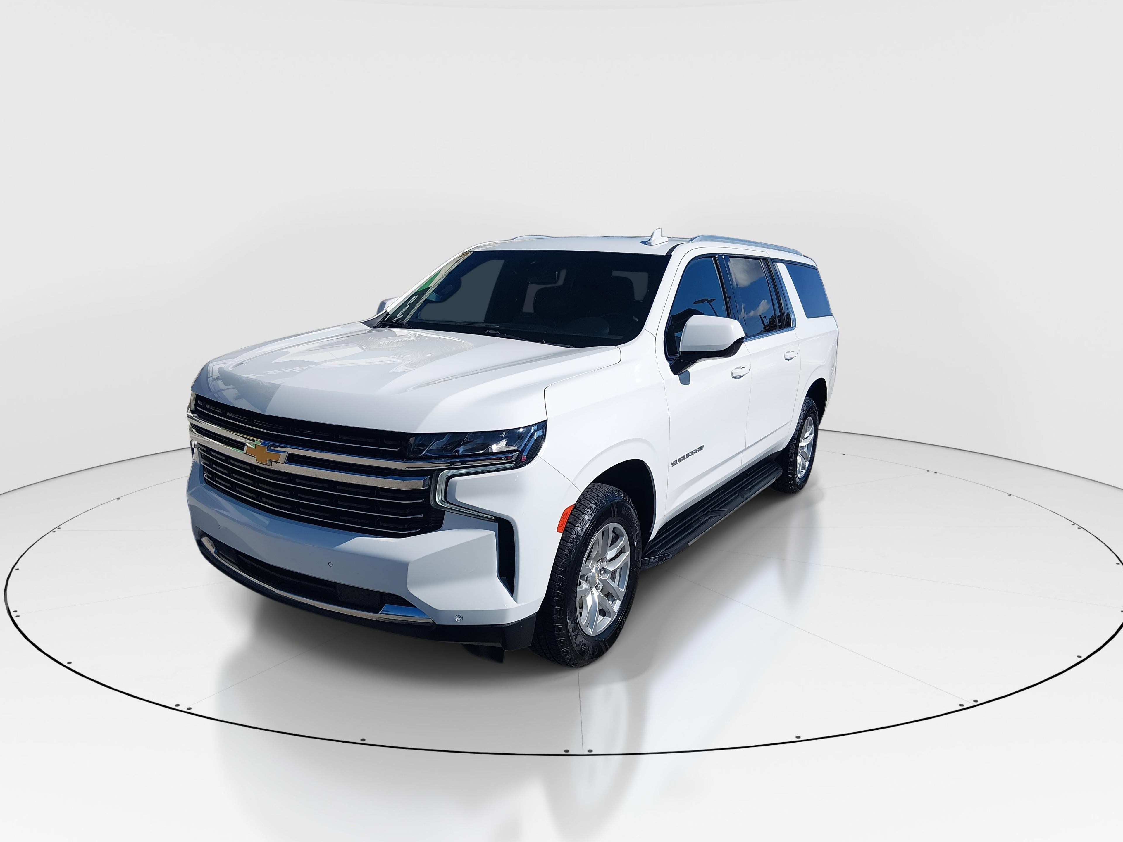 Chevrolet Suburban 2Wd 4Dr Lt - Thumbnail 3