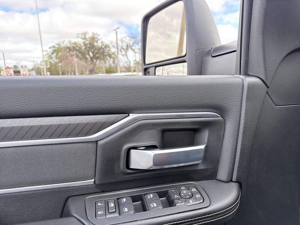 Ram 2500 Big Horn Crew Cab 4X4 6'4' Box - Thumbnail 13