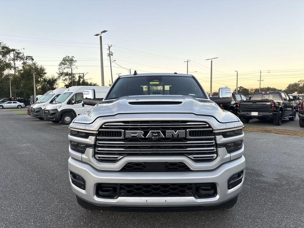 Ram 2500 Laramie Crew Cab 4X4 6'4' Box - Thumbnail 9