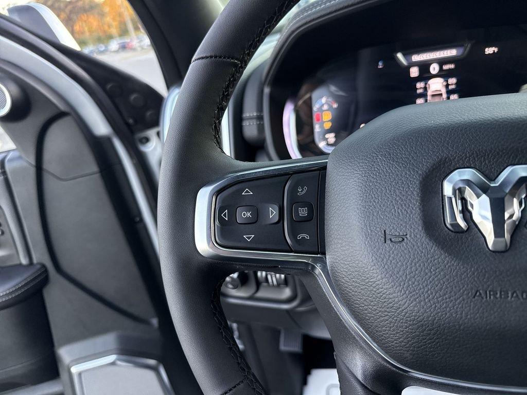 Ram 2500 Laramie Crew Cab 4X4 6'4' Box - Thumbnail 16