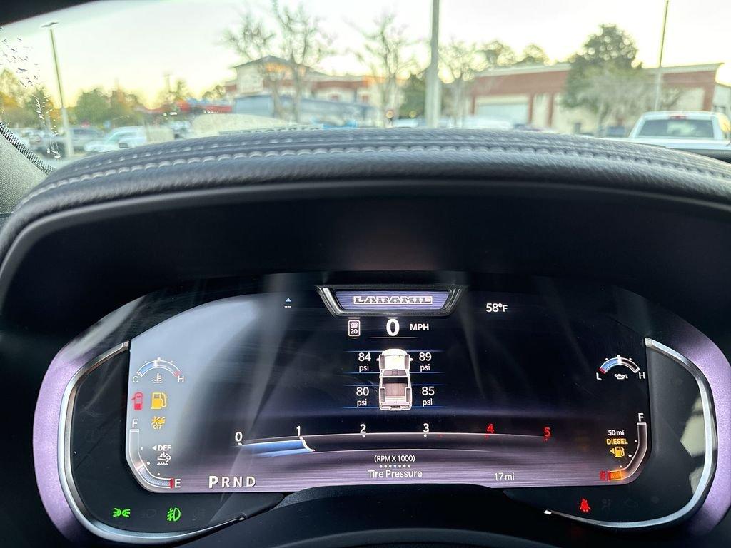 Ram 2500 Laramie Crew Cab 4X4 6'4' Box - Thumbnail 19