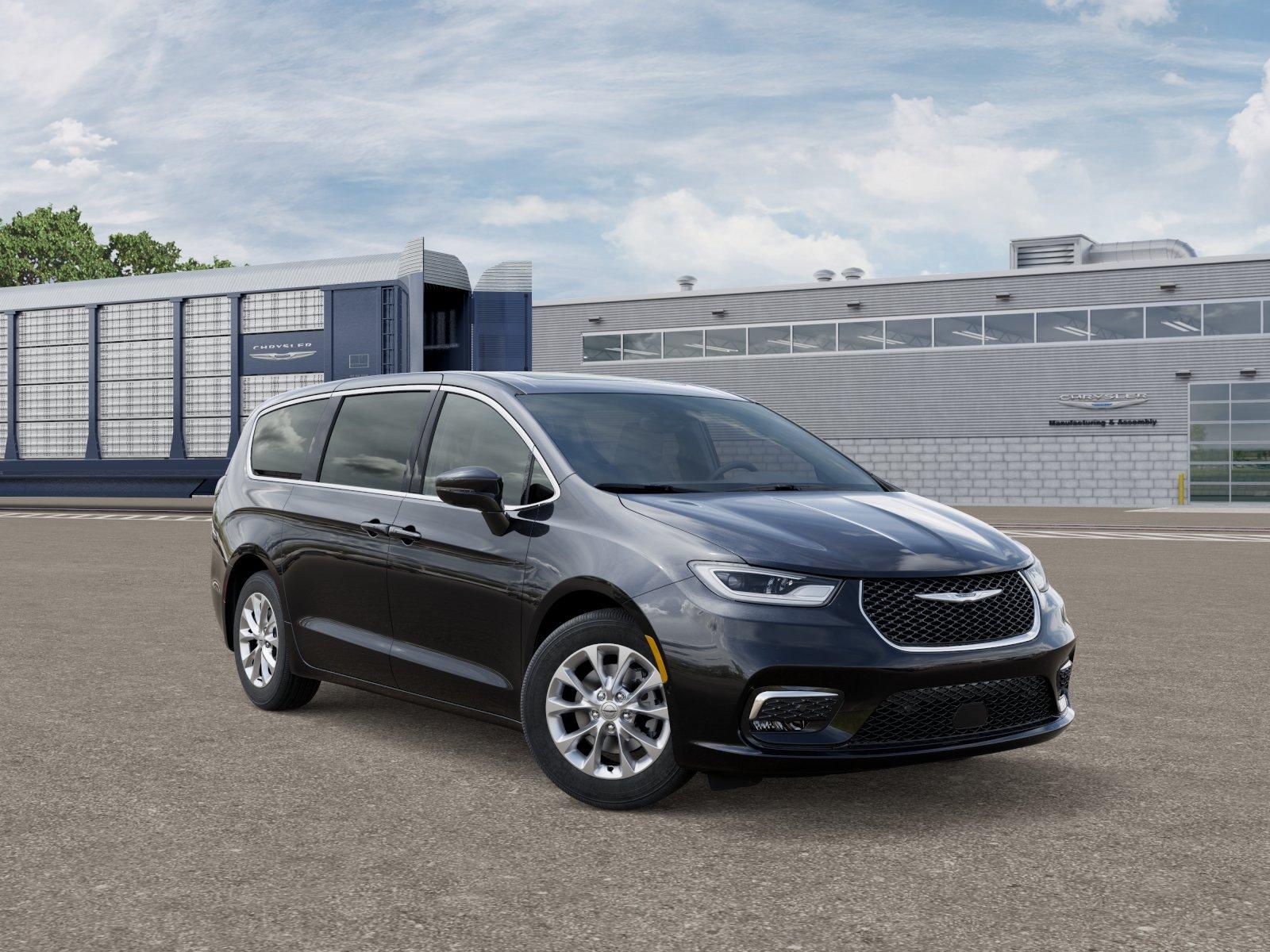 Chrysler Pacifica Limited - Thumbnail 4