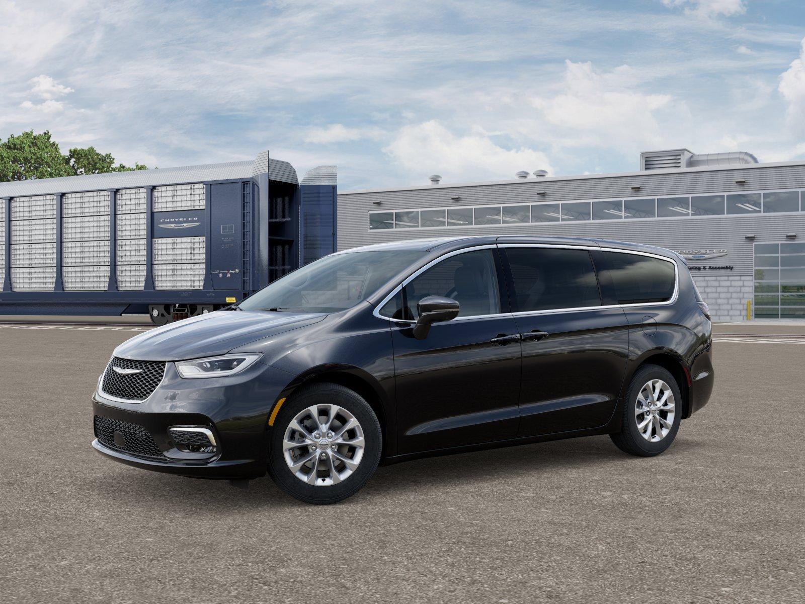 Chrysler Pacifica Limited - Thumbnail 2