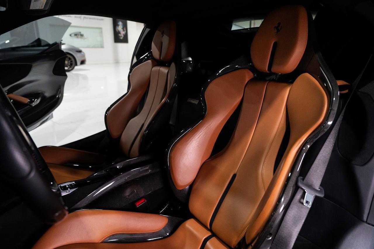 Ferrari SF90 Stradale - Thumbnail 10