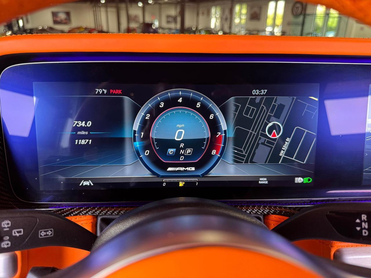 Mercedes-Benz G-Class - Thumbnail 20