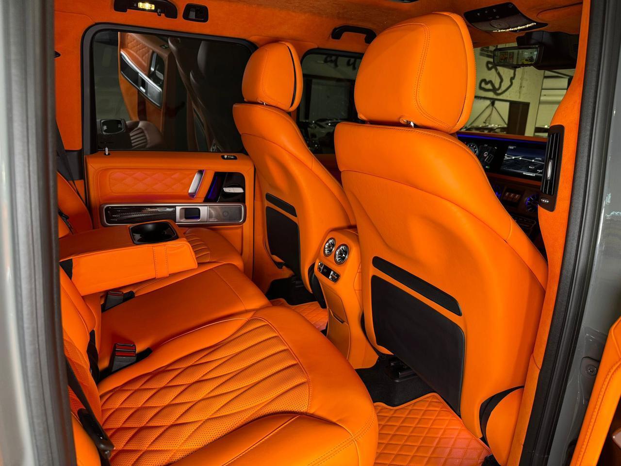 Mercedes-Benz G-Class - Thumbnail 16