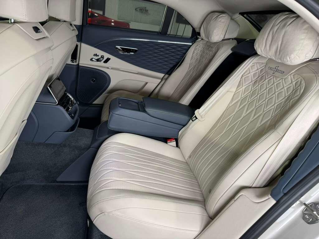 Bentley Flying Spur - Thumbnail 12