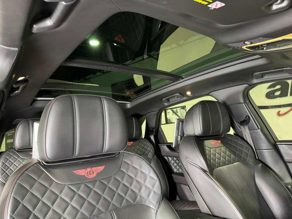 Bentley Bentayga - Thumbnail 19